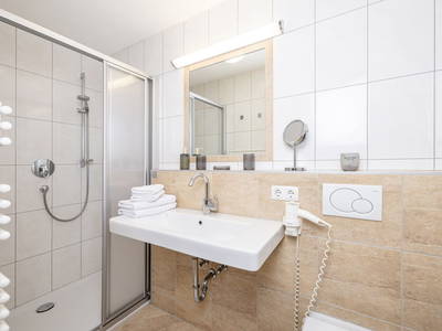 Bild 82 aus  Larchergut