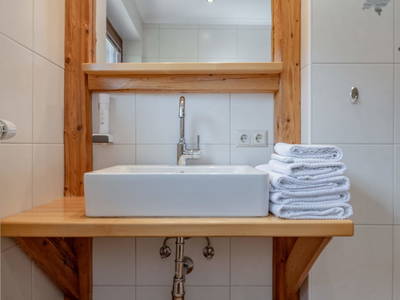 Bild 186 aus  Pleschinhof