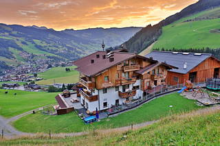 Ferienwohnungen Perfeldhof aus Saalbach-Hinterglemm