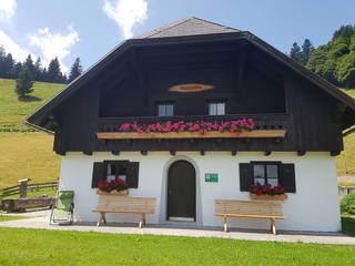 Ramsauhütte aus Faistenau