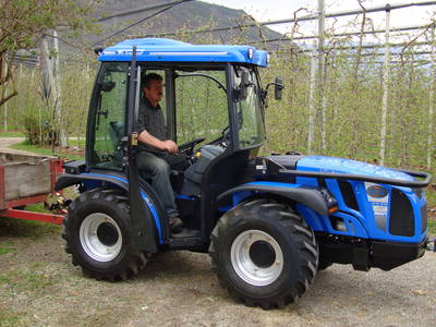 Wer mag, kann gerne eine Runde mit dem Traktor mitfahren!