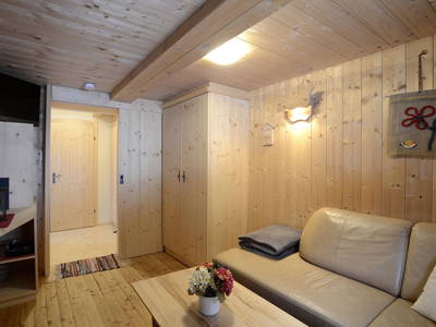 Bild 21 aus  Jaggele Kasa