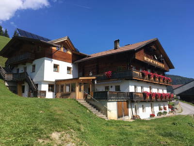 Bild 2 aus  Schuistlhof