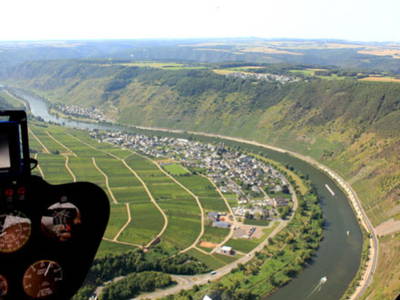 Im Helikopter über Ernst