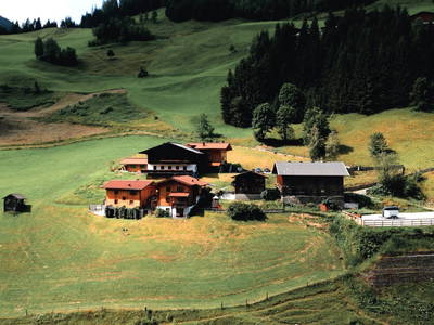 Bild 2 aus  Bauerndörfl Rindereben