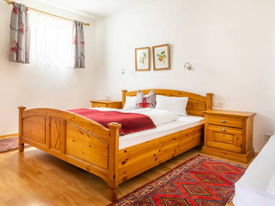 Bild 72 aus  Zauchtalerhof