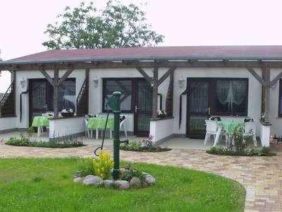 Haustierfreie Wohlfühlatmosphäre mit Spielplatz