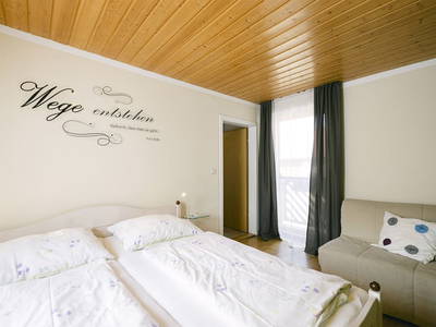 Bild 240 aus  Pimperlhof