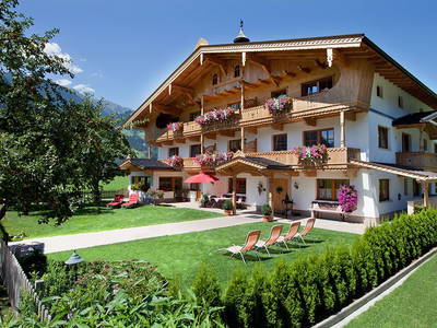 Bild 2 aus  Larchergut