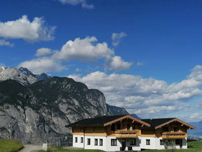 Bild 2 aus  Studler-Hofchalets