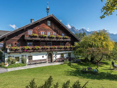 Bild 2 aus  Hinterburghof