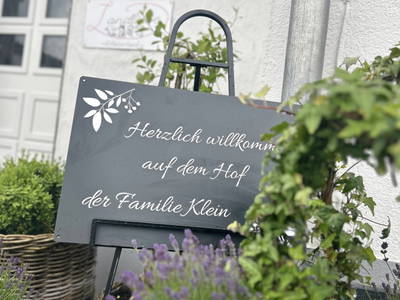 Bild 3 aus  Hof Klein