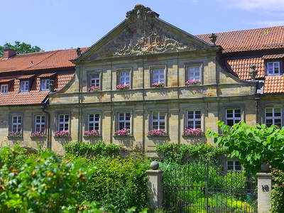 Bild 2 aus  Ökonomiehof