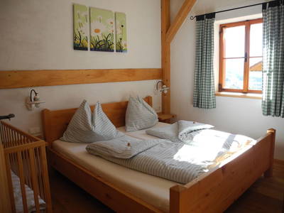 Ferienwohnung GRÜNBERG - Schlafzimmer