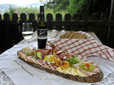 Bild 86 aus  Weingut Stoff