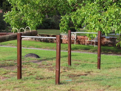 eine Runde drehen auf den Turnstangen
