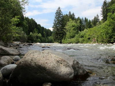 Bild 64 aus  Smiley Fluss Chalet