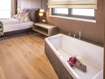 Bild 47 aus  Weingut STRAWANZER Donabaum