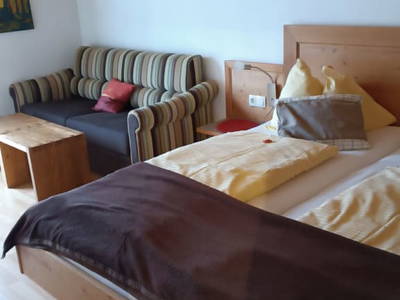 Bild 76 aus  Bräuhauser