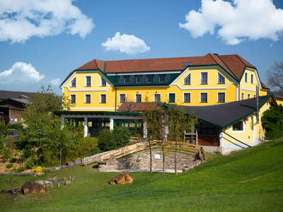 Bild 2 aus  Kerndlerhof