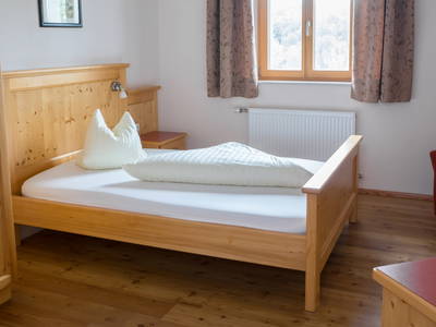 Bild 24 aus  Waldbothgut