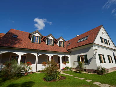 Bild 2 aus  Weingut Kleinschuster