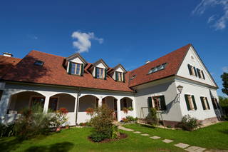 Weingut Kleinschuster aus Burgau