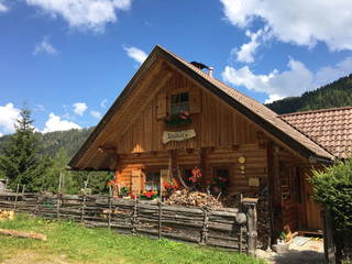 Karlhütte aus Feld am See