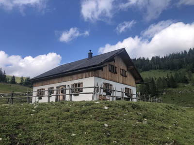 Bild 2 aus  Almchalet - Hirterhütte Trattbergalm