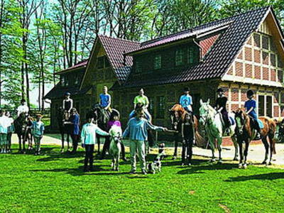 Bild 2 aus  Reiterhof Eilfort