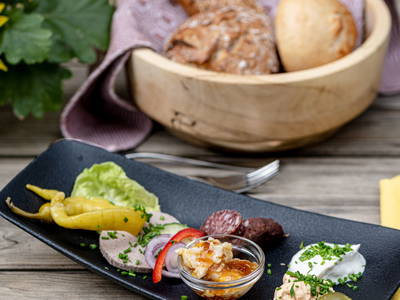 Bild 2 aus  Bauer & Wirt Langthaler