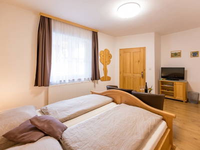 Bild 32 aus  Weingut-Gästehaus zum Schwalbennest