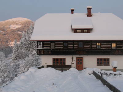 Bild 2 aus  Pirkerhof