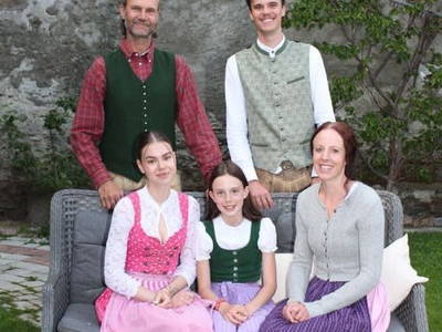 Bild 34 aus  Dorferhütte