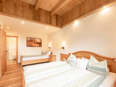 Bild 76 aus  Omesbergerhof