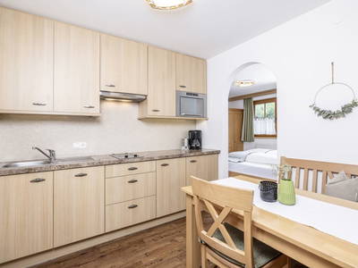 Bild 84 aus  Larchergut