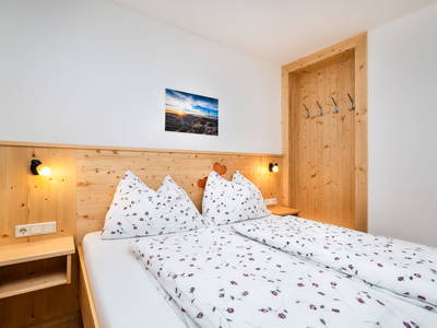 Bild 108 aus  Ausserraingut