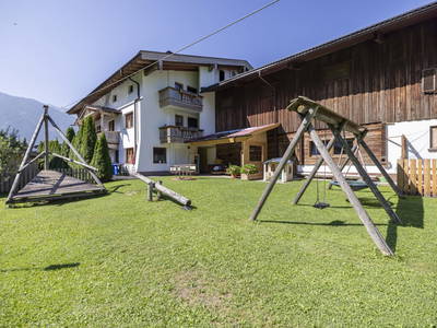 Bild 92 aus  Larchergut