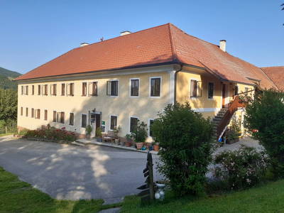 Bild 2 aus  Nussbaumerhof   