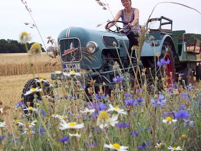 Unsere Oldtimertrecker kann man stundenweise mieten