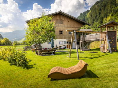 Bild 7 aus  Hinterhub