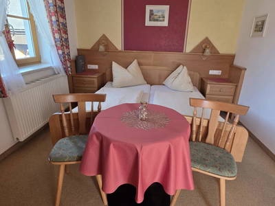 Bild 30 aus  Bruderhof