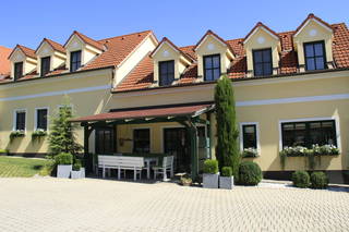 Weingut & Gästezimmer Edelmann aus Göttlesbrunn-Arbesthal