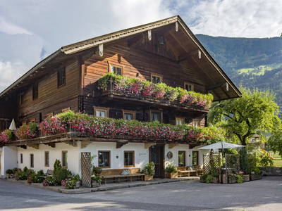 Bild 2 aus  Zillertaler Hofchalets Schustererhof