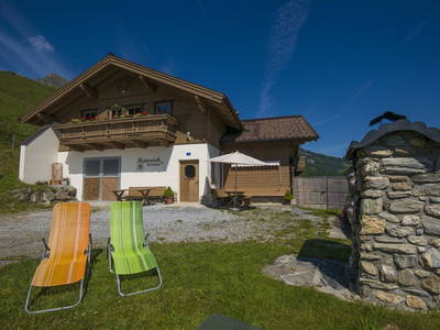 Bild 2 aus  Heinreichgut Almhütte