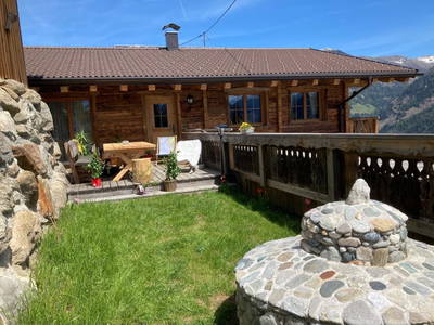 Bild 2 aus  Walker Chalet