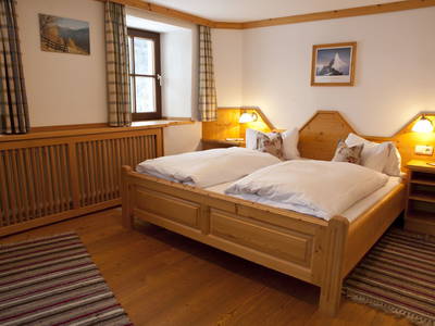 Bild 78 aus  Dorfergut