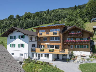 Bild 2 aus  Berg Panorama Familie Keßler