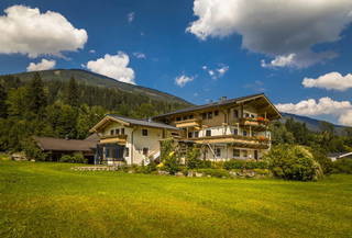 Bio-Bauernhof Obertrattenbachhof aus Neukirchen am Großvenediger