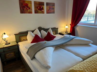 Bild 41 aus  Marillenhof